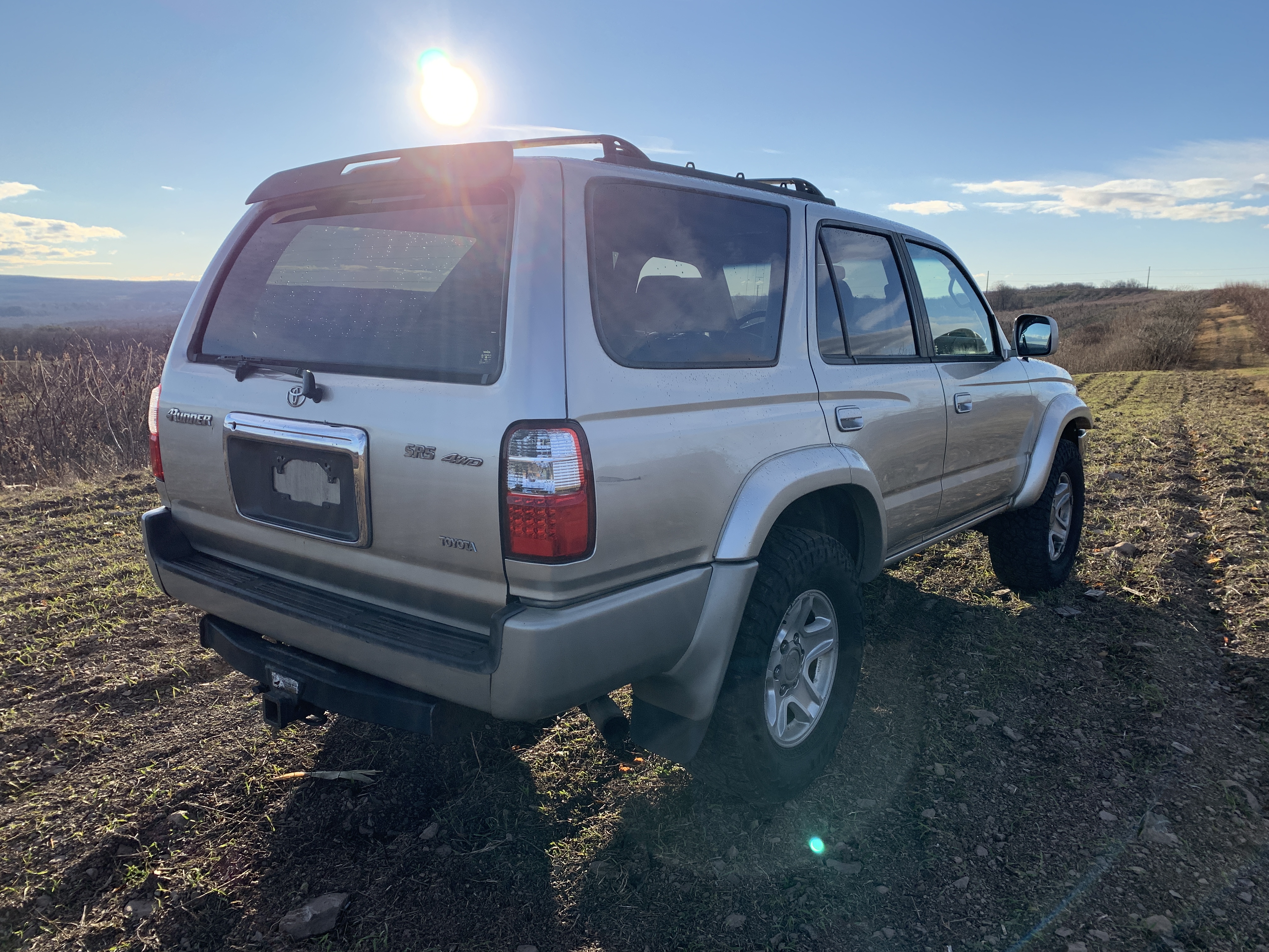 2002 Toyota 4Runner SR5 THIRD GENERATION - 3rd Gen 3.4L V6 4×4 - BEAUTIFUL - RUNS GREAT - HIGH MECHANICAL BASELINE - New Timing Belt, New Waterpump, New Head Gaskets, New Radiator, New Alternator, New Brakes, New Valve Cover Gaskets, New Wildpeak Tires, New Shocks, New Muffler / Exhaust, New HID Headlights, Frame is Clean and solid, Cleaned and Undercoated - MORE — photo 47